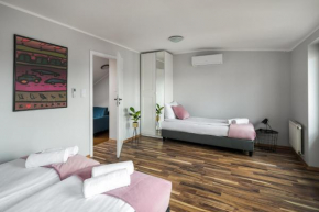 Corner Apartments
